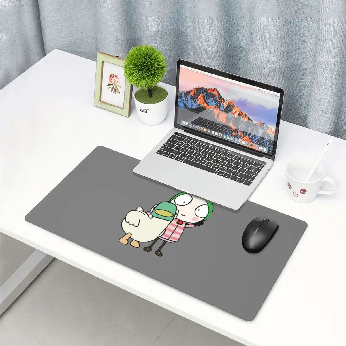 Grand tapis de souris Sarah et - Laptop Accessories To Have avis et prix